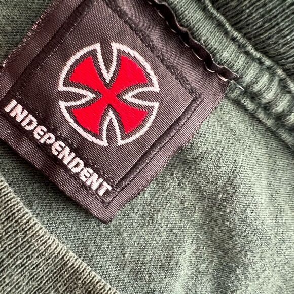 Vintage Men's Independent Green T-Shirt Size S - Picture 7 of 7